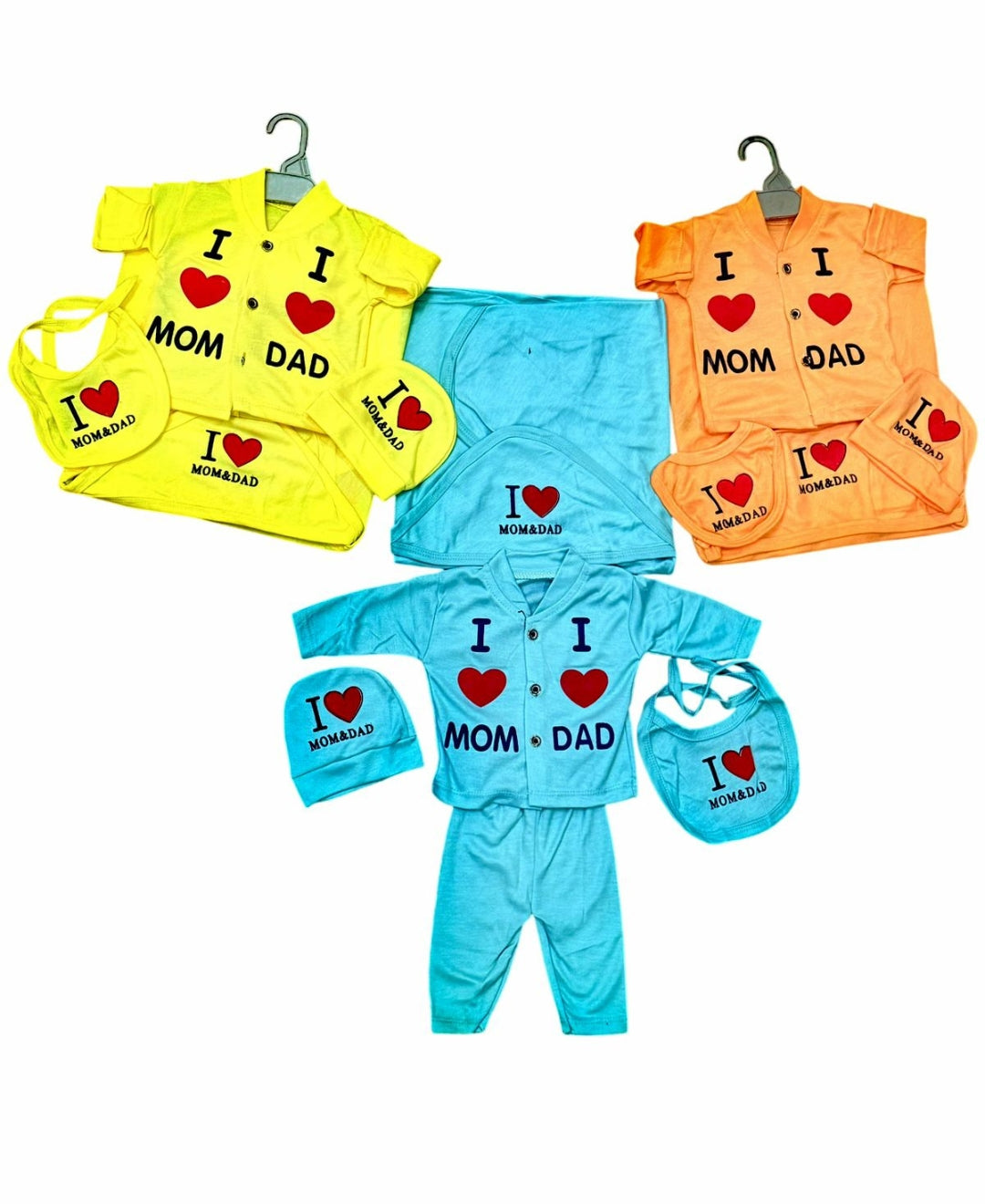 I Love Mom & Dad" 5-Piece Newborn Gift Set
